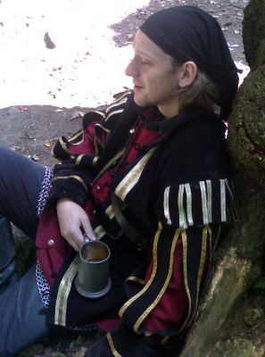 Corsair in Fancy Tunic with Tankard